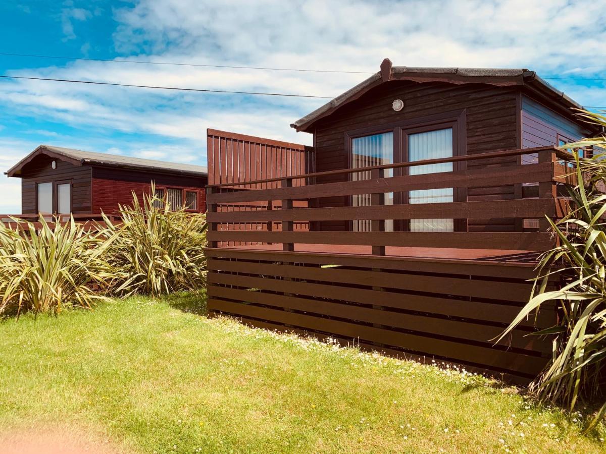 Lodge Cabin With Fabulous Views - Farm Holiday سْترانرير المظهر الخارجي الصورة