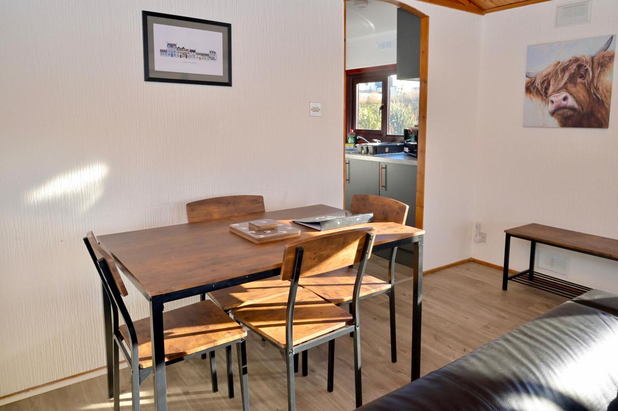 Lodge Cabin With Fabulous Views - Farm Holiday سْترانرير المظهر الخارجي الصورة